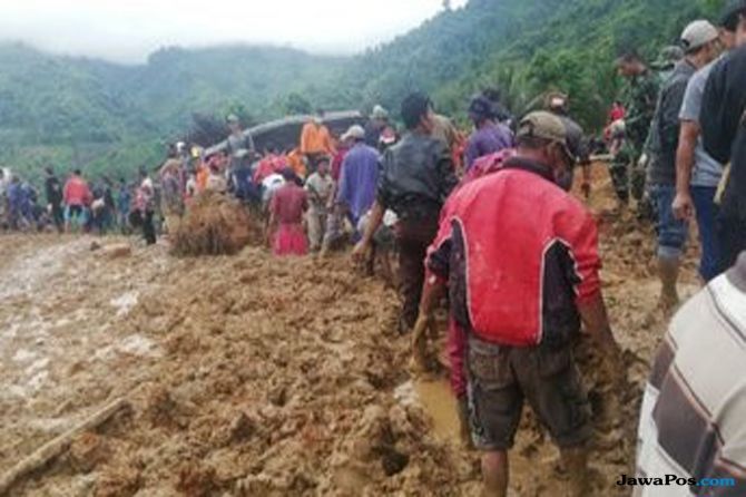 15 Korban Tewas, 20 Orang Masih Tertimbun