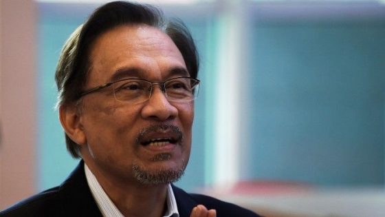 Anwar Ibrahim Sebut Korupsi Najib Razak Memalukan