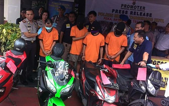 Buron Setahun, Duet Pencuri dan Penadah Curanmor Pasuruan Dibekuk