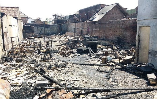 Home Industry Terbakar, 8 Rumah Warga Ikut Ludes Dilalap Api