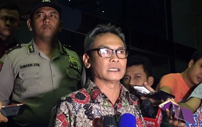 Jokowi ke Daerah, Pelantikan Letjen Doni Jadi Ketua BNPB Ditunda