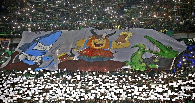 Masih Terikat Kesepakatan, Persebaya Larang Bonek ke Markas Arema