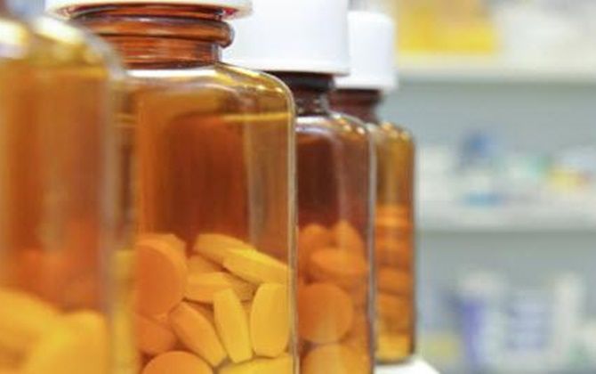 Mengenal 2 Jenis Obat Pengencer Darah yang Harus Diminum Pasien Stroke