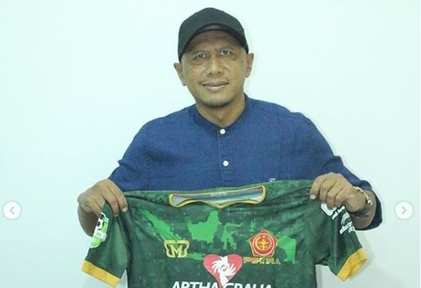 Resmi, Rahmad Darmawan Tukangi PS Tira