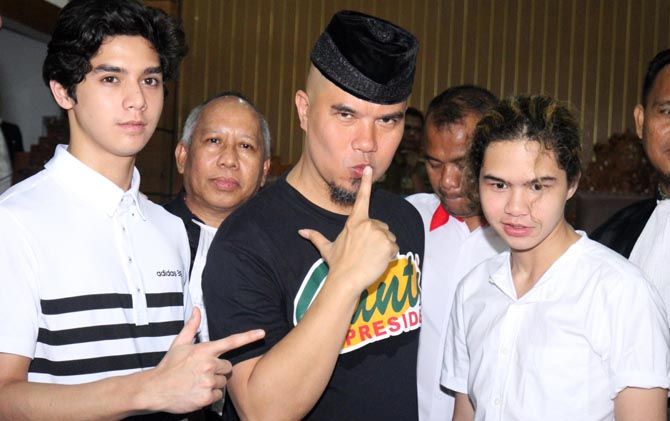 Tegas, Ahmad Dhani Buktikan Al Ghazali Keracunan Obat bukan Mabuk