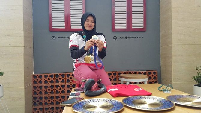 Aries 'Spiderwoman' Indonesia Hibahkan Medalinya ke Museum Kemenpora