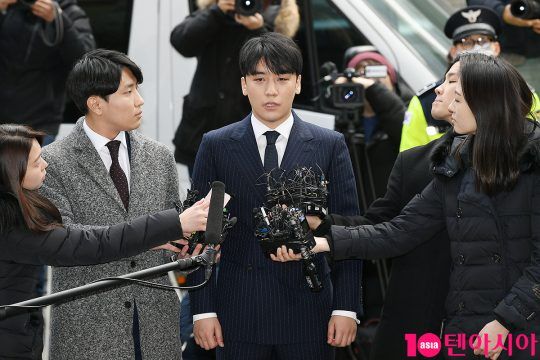 Berdandan Sebelum Diperiksa Polisi, Pemilik Salon Bela Seungri