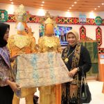 Cantiknya Kain Sasirangan Kalimantan, Cocok Dipakai Daily Wear