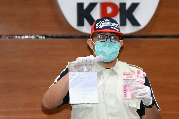 Dari Bankir Hingga Anggota DPR, Berikut Profil Bowo Pangarso