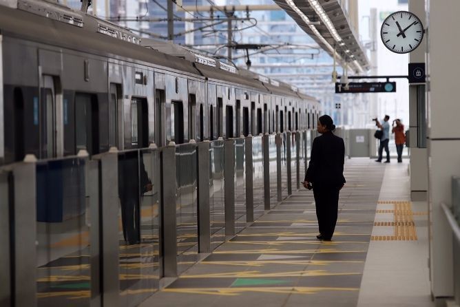 Ditantang Taufik MRT Jakarta Bisa Gratis, Anies Gelengan Kepala: Nggak