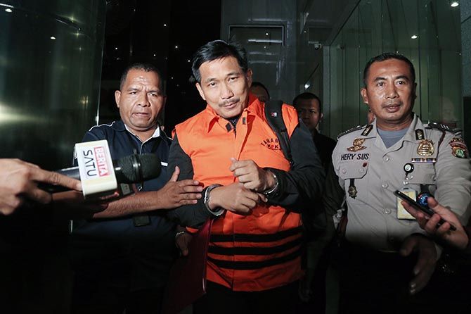 Duit Tunai Rp 8 Miliar untuk ''Serangan Fajar''
