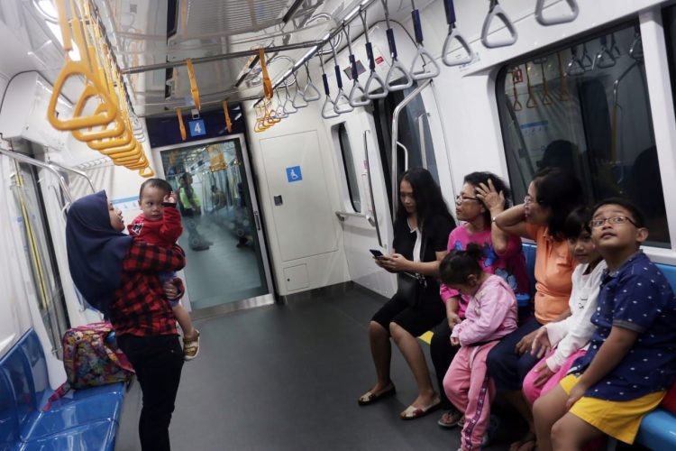 Empat Hari Setelah Diresmikan, Penumpang MRT Tembus 332.184 Orang