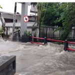 Hujan 1 Jam, Malang Banjir hingga Seleher Orang Dewasa