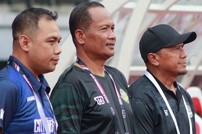 Kecewa Kinerja Wasit Handri, Rahmat Darmawan: Dia Harus Diistirahatkan