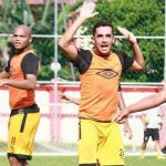 Mantan Pelatih Persebaya Ingin Esquerdinha Segera Dikontrak