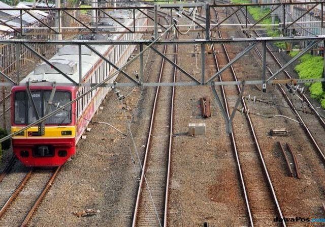 Perjalanan KRL Tanah Abang-Palmerah Masih Gunakan Satu Jalur