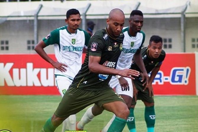 Prediksi Persebaya vs PS Tira Persikabo: Menanti Tuah Bonek di GBT