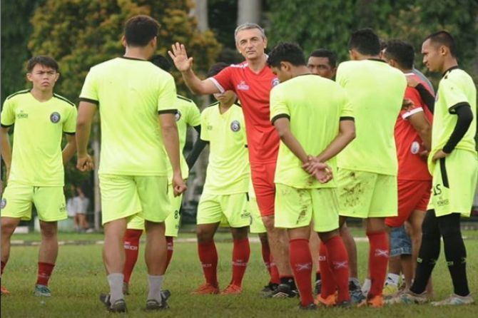 Termasuk Penggawa Timnas, Arema FC Bawa 19 Pemain ke Bekasi
