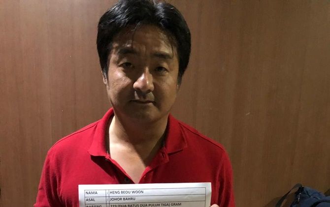 WN Malaysia Tertangkap Tangan Selundupkan Sabu ke Batam