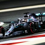 Hamilton Menang, Duo Mercedes Permalukan Ferrari di Bahrain