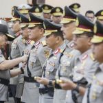 Polri Harus Berada di Tengah
