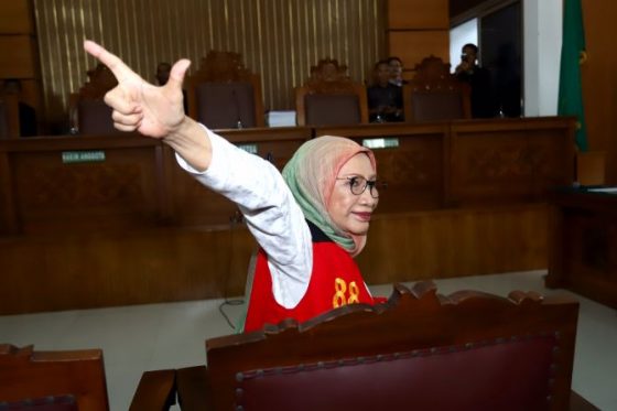 Ratna Berbohong, Bertemu Fadli Zon, Menolak Jumpa Pers Prabowo