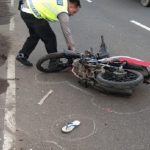 Tabrak Tronton di Jalan Layang, Pengemudi Ojek Tewas di Tempat