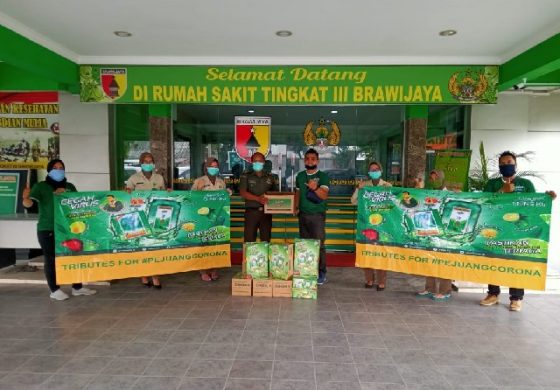Adem Sari Ching Ku Salurkan Bantuan ke Pejuang Covid-19 di Jawa Timur