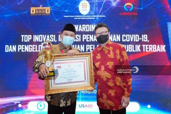 Pemkot Madiun Raih Penghargaan SP4N Terbaik dari Kementerian PAN-RB