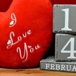 Hadiah Paling Mahal di Hari Valentine, Apa Saja?