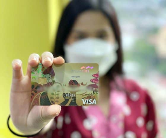 Bank Mandiri Imbau Nasabah Segera Ganti Kartu Debit ke Chip