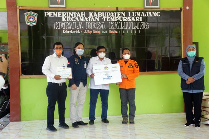 Bank Mandiri Salurkan Bantuan Untuk Korban Gempa Malang