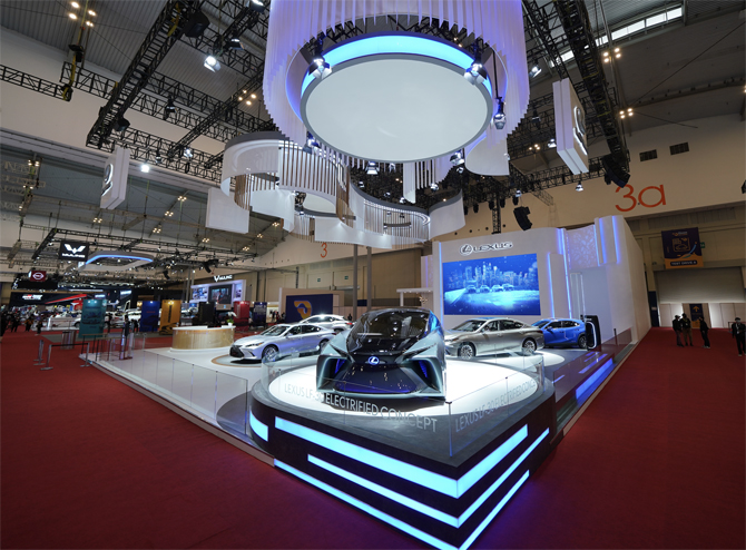 Lexus Booth GIIAS 2021: Imajinasi Elektrifikasi Dua Dunia