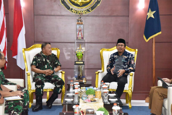 Gus Muhdlor Bahas Monumen Ilyushin dan Rencana Percantik Jalan Juanda