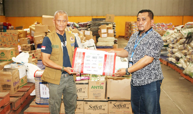 Enesis Group Salurkan Bantuan kepada Warga Terdampak Erupsi Semeru