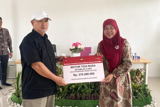 Salurkan Alat Bantu, Kemensos Dorong Penyandang Disabilitas Mandiri