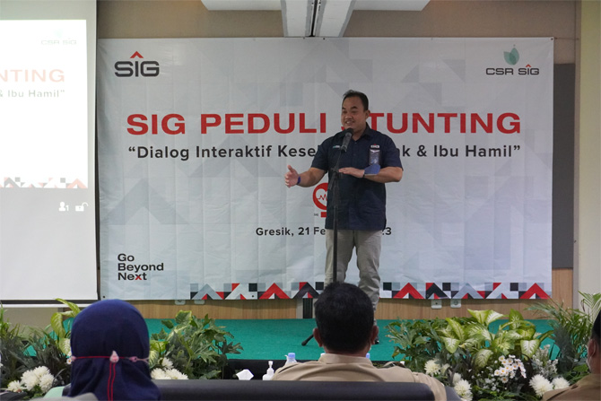 Tekan Stunting di Gresik, SIG Bantu Makanan Untuk Anak dan Ibu Hamil